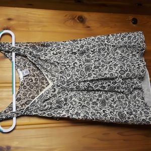 White house black market top L, with built in bra